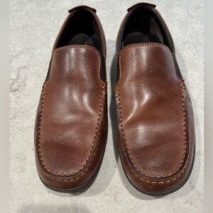 Cole Haan brown loafers in Men’s 9.5